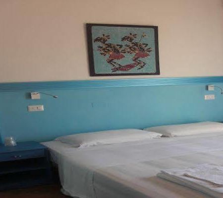 Hotel Giamaica à Viserba Di Rimini Extérieur photo